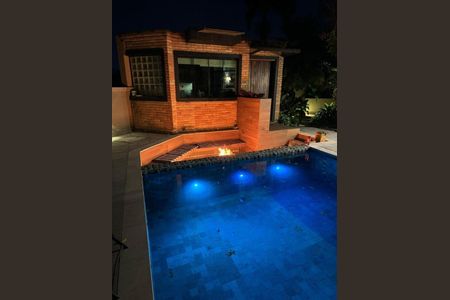Casa à venda com 435m², 4 quartos e 6 vagas