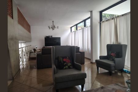 Casa à venda com 5 quartos, 281m² em Alphaville Residencial Dois, Barueri