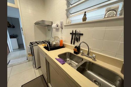 Apartamento à venda com 74m², 2 quartos e 2 vagas