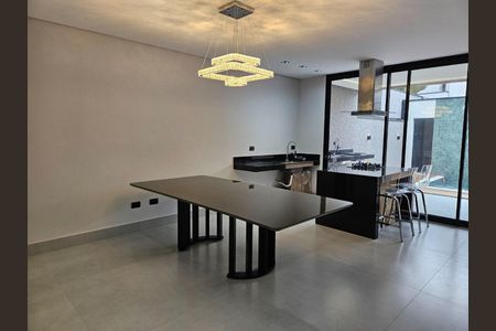 Casa à venda com 145m², 3 quartos e 2 vagas