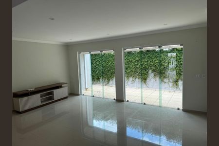 Casa à venda com 420m², 3 quartos e 4 vagas