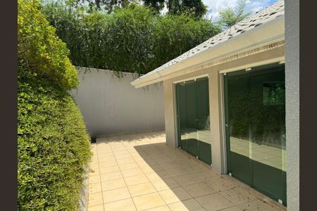 Casa à venda com 420m², 3 quartos e 4 vagas