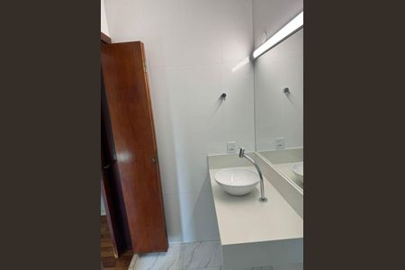 Casa à venda com 420m², 3 quartos e 4 vagas