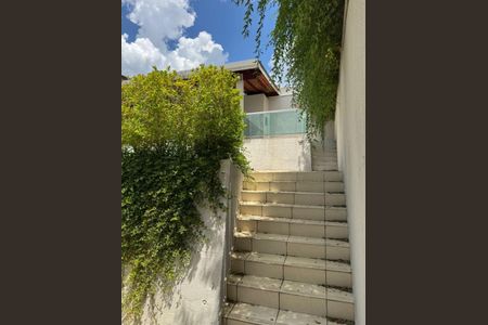 Casa à venda com 420m², 3 quartos e 4 vagas