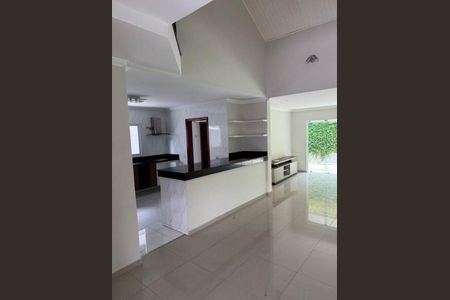 Casa à venda com 420m², 3 quartos e 4 vagas