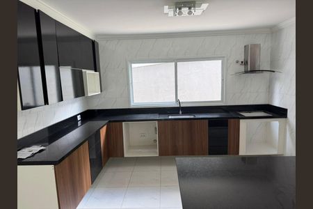 Casa à venda com 420m², 3 quartos e 4 vagas