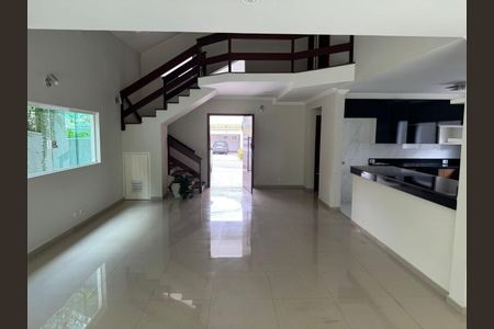 Casa à venda com 420m², 3 quartos e 4 vagas