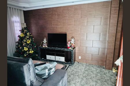 Casa à venda com 4 quartos, 183m² em Jardim Marek, Santo André