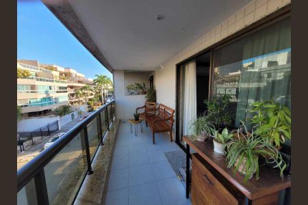 Apartamento à venda com 135m², 3 quartos e 3 vagas