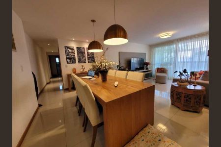 Apartamento à venda com 135m², 3 quartos e 3 vagas