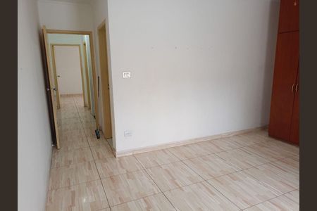 Casa à venda com 177m², 2 quartos e 2 vagas