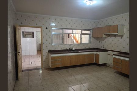 Casa à venda com 177m², 2 quartos e 2 vagas