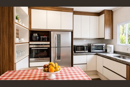 Casa à venda com 3 quartos, 297m² em Residencial Cinco (Alphaville), Santana de Parnaíba