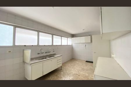 Apartamento à venda com 170m², 4 quartos e 2 vagas