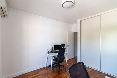 Casa à venda com 3 quartos, 127m² em Vila Progredior, São Paulo