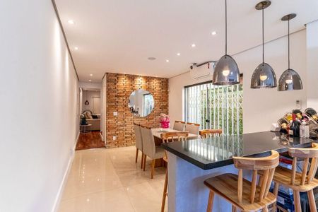 Casa à venda com 3 quartos, 127m² em Vila Progredior, São Paulo