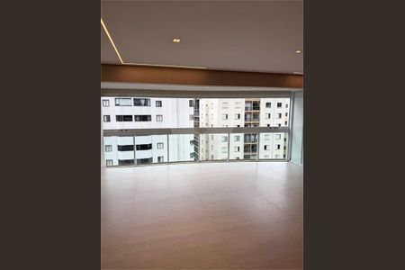Apartamento à venda com 3 quartos, 125m² em Vila Olímpia, São Paulo