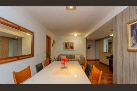 Apartamento à venda com 144m², 3 quartos e 4 vagas