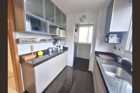 Apartamento à venda com 168m², 3 quartos e 4 vagas