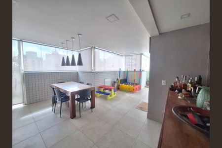 Apartamento à venda com 168m², 3 quartos e 4 vagas