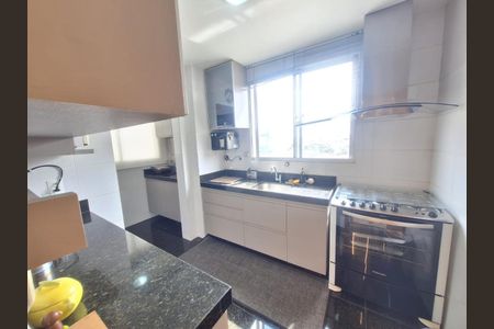 Apartamento à venda com 168m², 3 quartos e 4 vagas