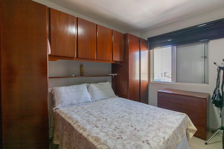 Apartamento à venda com 78m², 3 quartos e 1 vagaQuarto 2