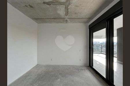 Apartamento à venda com 3 quartos, 240m² em Real Parque, São Paulo