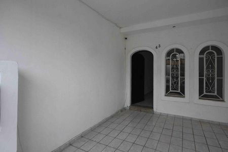 Casa para alugar com 85m², 2 quartos e 1 vaga