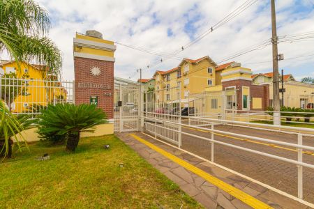 Apartamento à venda com 52m², 3 quartos e 1 vaga Apartamento à venda com 52m², 3 quartos e 1 vagaFachada e portaria