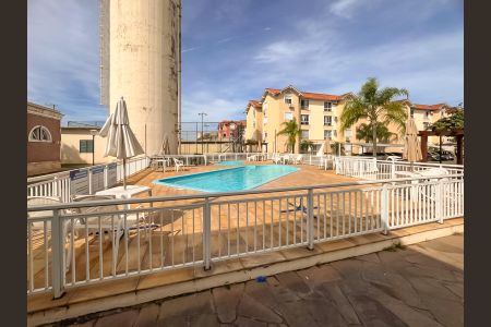 Apartamento à venda com 52m², 3 quartos e 1 vaga Apartamento à venda com 52m², 3 quartos e 1 vagaÁrea comum - Piscina