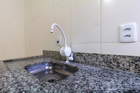 Apartamento para alugar com 34m², 1 quarto e sem vaga Apartamento para alugar com 34m², 1 quarto e sem vagaSala, Cozinha e área de serviço