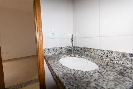 Apartamento para alugar com 34m², 1 quarto e sem vaga Apartamento para alugar com 34m², 1 quarto e sem vagaBanheiro