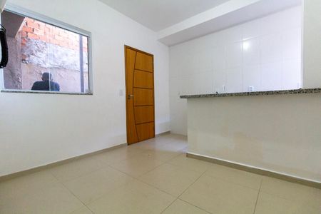 Apartamento para alugar com 34m², 1 quarto e sem vaga Apartamento para alugar com 34m², 1 quarto e sem vagaSala, Cozinha e área de serviço