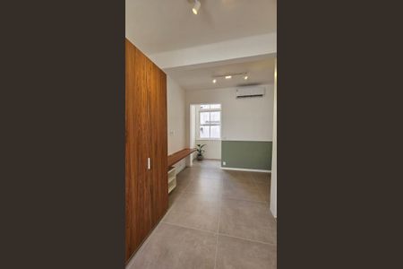 Apartamento à venda com 41m², 1 quarto e sem vaga