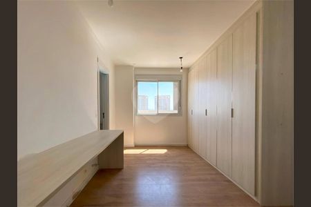 Apartamento à venda com 4 quartos, 215m² em Parque São Jorge, São Paulo