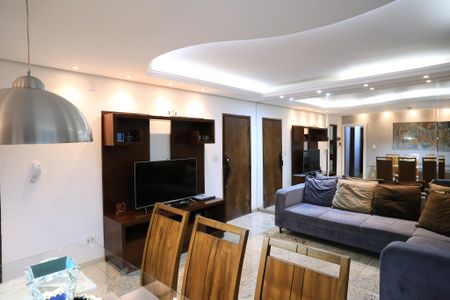 Apartamento à venda com 130m², 3 quartos e 2 vagas Apartamento à venda com 130m², 3 quartos e 2 vagasSala