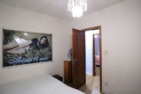 Apartamento à venda com 130m², 3 quartos e 2 vagas Apartamento à venda com 130m², 3 quartos e 2 vagasQuarto