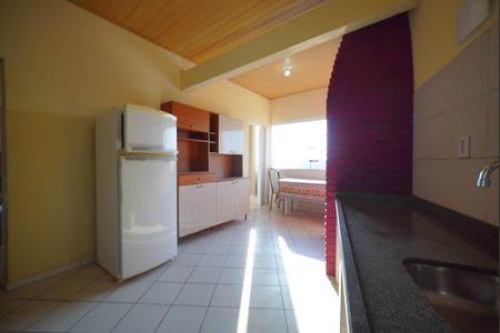 Cozinha de apartamento para alugar com 2 quartos, 65m² em Agronômica, Florianópolis