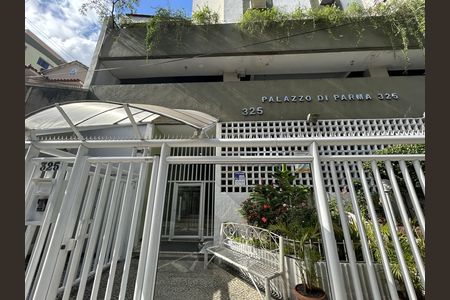 Apartamento à venda com 108m², 3 quartos e 1 vagaFachada