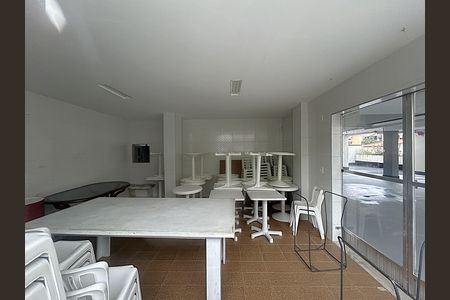 Apartamento à venda com 108m², 3 quartos e 1 vagaÁrea comum - Salão de festas