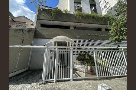 Apartamento à venda com 108m², 3 quartos e 1 vagaFachada