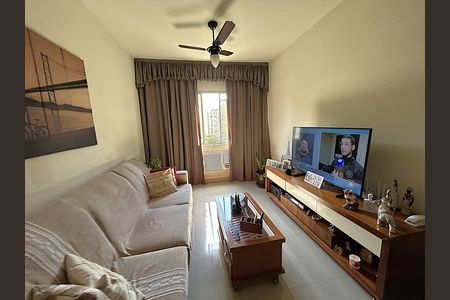 Apartamento à venda com 108m², 3 quartos e 1 vagaSala