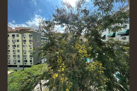 Apartamento à venda com 108m², 3 quartos e 1 vagaVista do Quarto 2