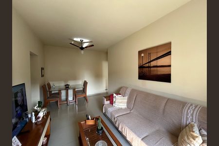 Apartamento à venda com 108m², 3 quartos e 1 vagaSala