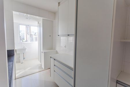 Apartamento para alugar com 86m², 3 quartos e 2 vagas Apartamento para alugar com 86m², 3 quartos e 2 vagasCozinha