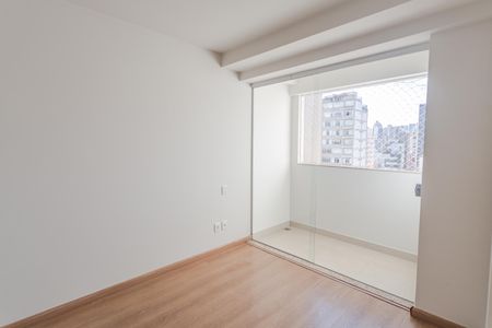 Apartamento para alugar com 86m², 3 quartos e 2 vagas Apartamento para alugar com 86m², 3 quartos e 2 vagasQuarto 3