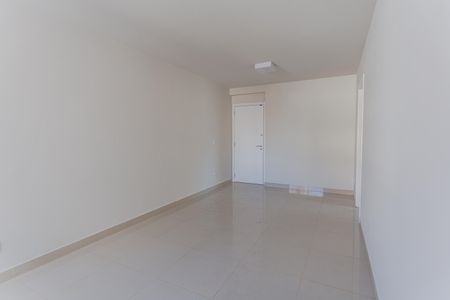 Apartamento para alugar com 86m², 3 quartos e 2 vagas Apartamento para alugar com 86m², 3 quartos e 2 vagasSala