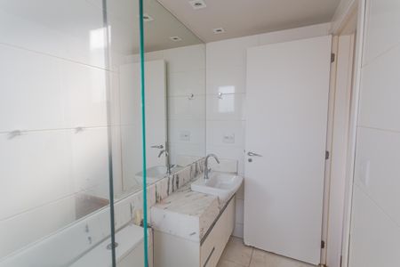 Apartamento para alugar com 86m², 3 quartos e 2 vagas Apartamento para alugar com 86m², 3 quartos e 2 vagasBanheiro da Suíte