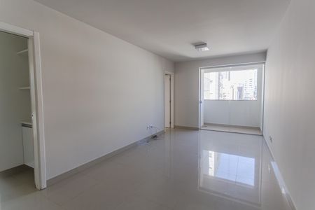 Apartamento para alugar com 86m², 3 quartos e 2 vagas Apartamento para alugar com 86m², 3 quartos e 2 vagasSala