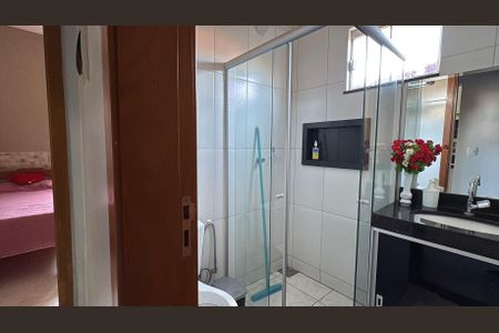 Banheiro  de casa à venda com 3 quartos, 150m² em Loteamento Alphaville Residencial, Goiânia